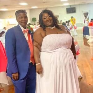 Meet your Posher, Raquel